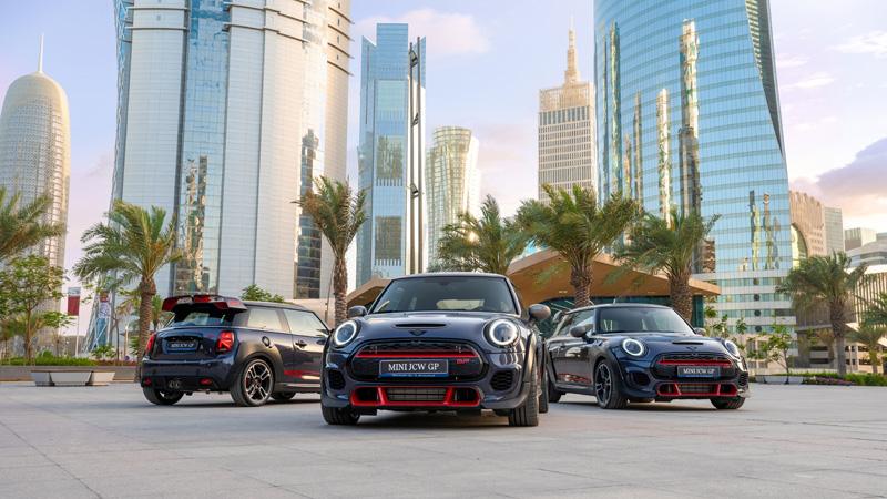 MINI QATAR AWARDED “DEALER OF THE YEAR” 2019 IN THE MIDDLE EAST.
