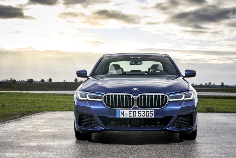 The BMW 5 Series Guides Sportiness and Self-Assuredness to the Next Level