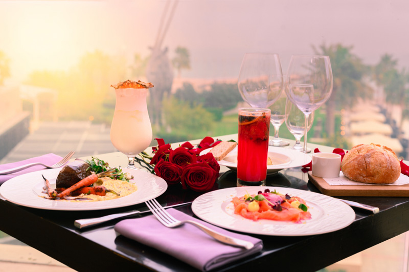 Romantic and Elegant Celebrations at the St. Regis Doha